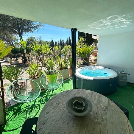 Appart-One Terrasse Jacuzzi Parking カルカソンヌ エクステリア 写真