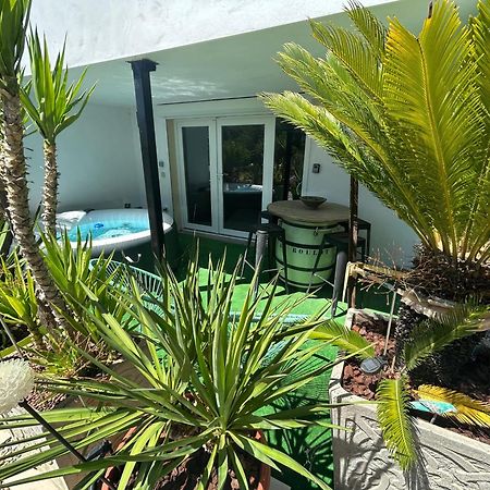 Appart-One Terrasse Jacuzzi Parking カルカソンヌ エクステリア 写真