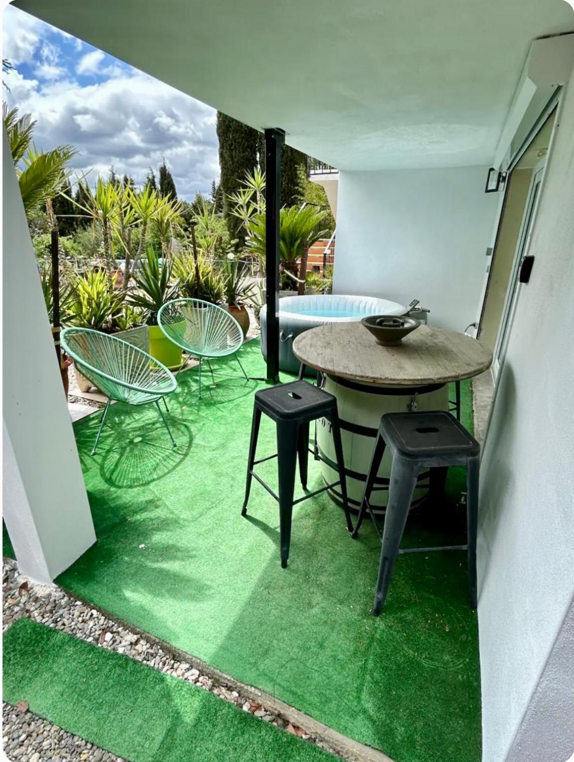 Appart-One Terrasse Jacuzzi Parking カルカソンヌ エクステリア 写真